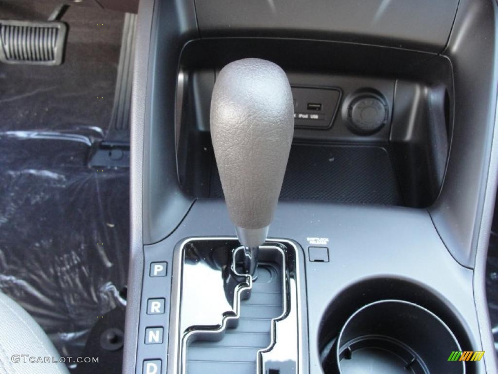2011 Hyundai Tucson GL 6 Speed Shiftronic Automatic Transmission Photo #46142638