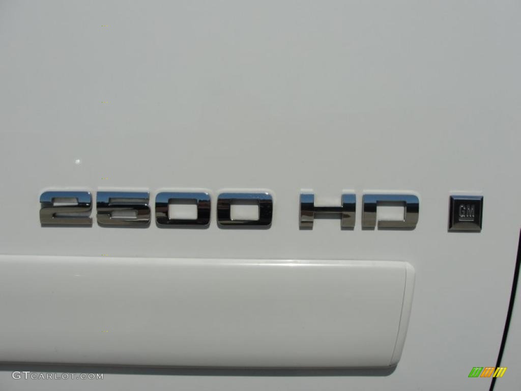 2007 Chevrolet Silverado 2500HD LT Crew Cab Marks and Logos Photo #46144561