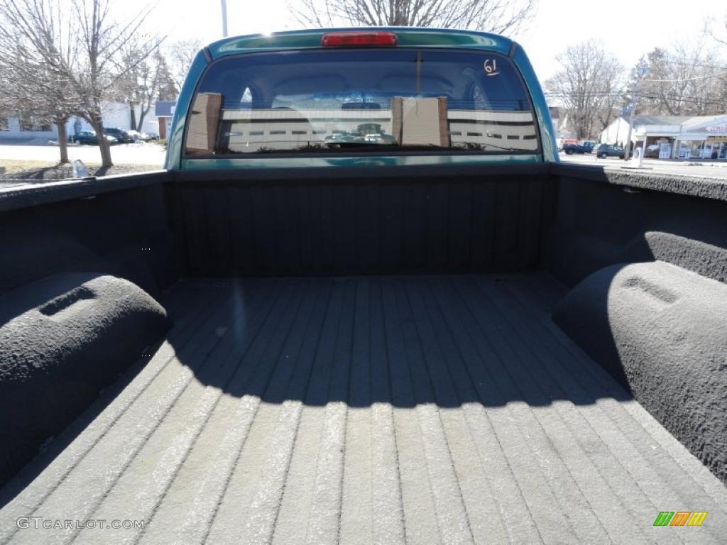 1997 Dakota Sport Extended Cab 4x4 - Emerald Green Metallic / Agate photo #7