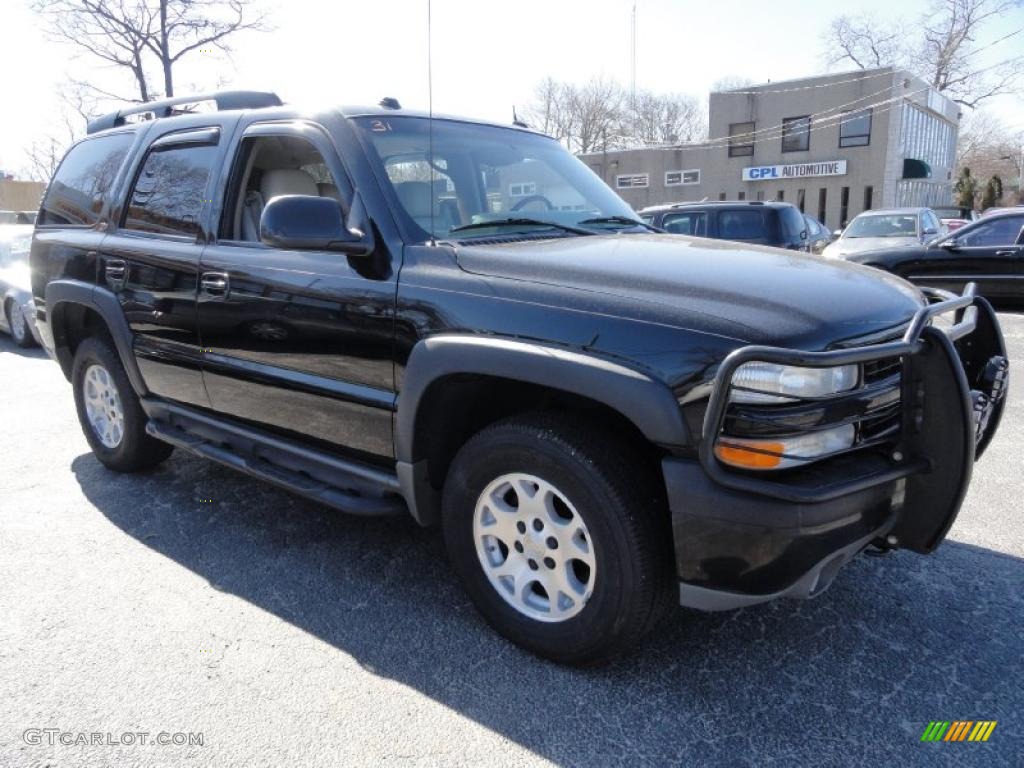 2004 Tahoe LT 4x4 - Black / Tan/Neutral photo #8