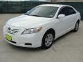 Super White - Camry LE Photo No. 7