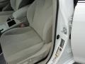 Super White - Camry LE Photo No. 32