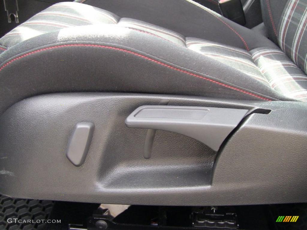 2010 GTI 4 Door - Carbon Grey Steel / Interlagos Plaid Cloth photo #26