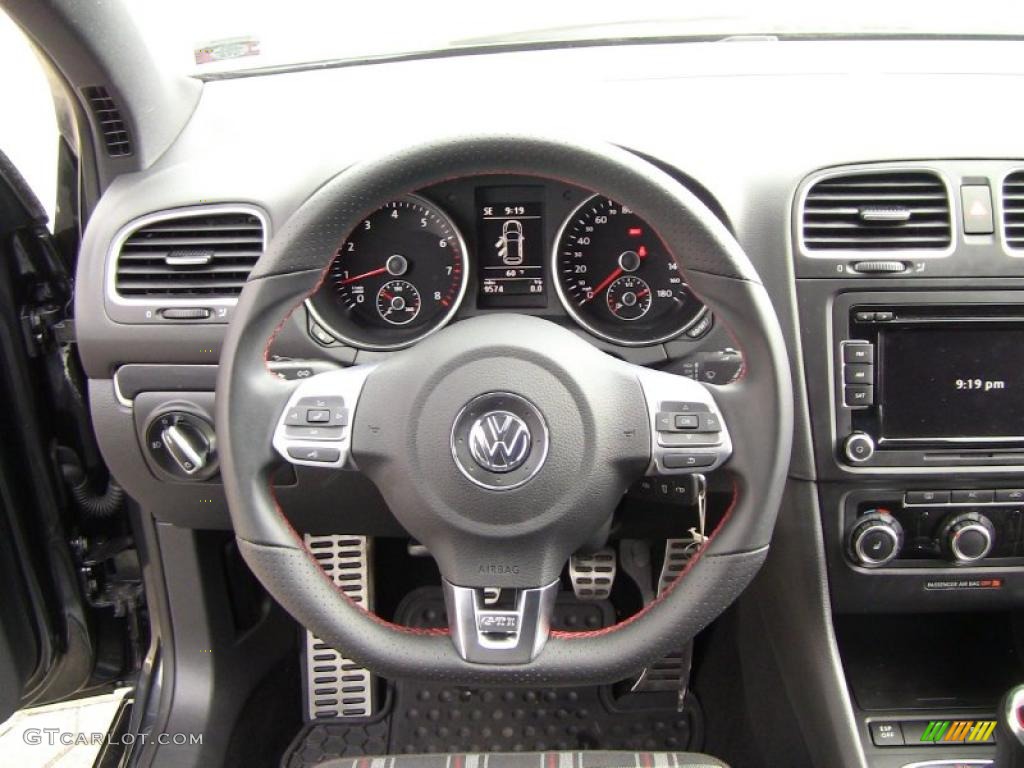2010 Volkswagen GTI 4 Door Interlagos Plaid Cloth Steering Wheel Photo #46148010