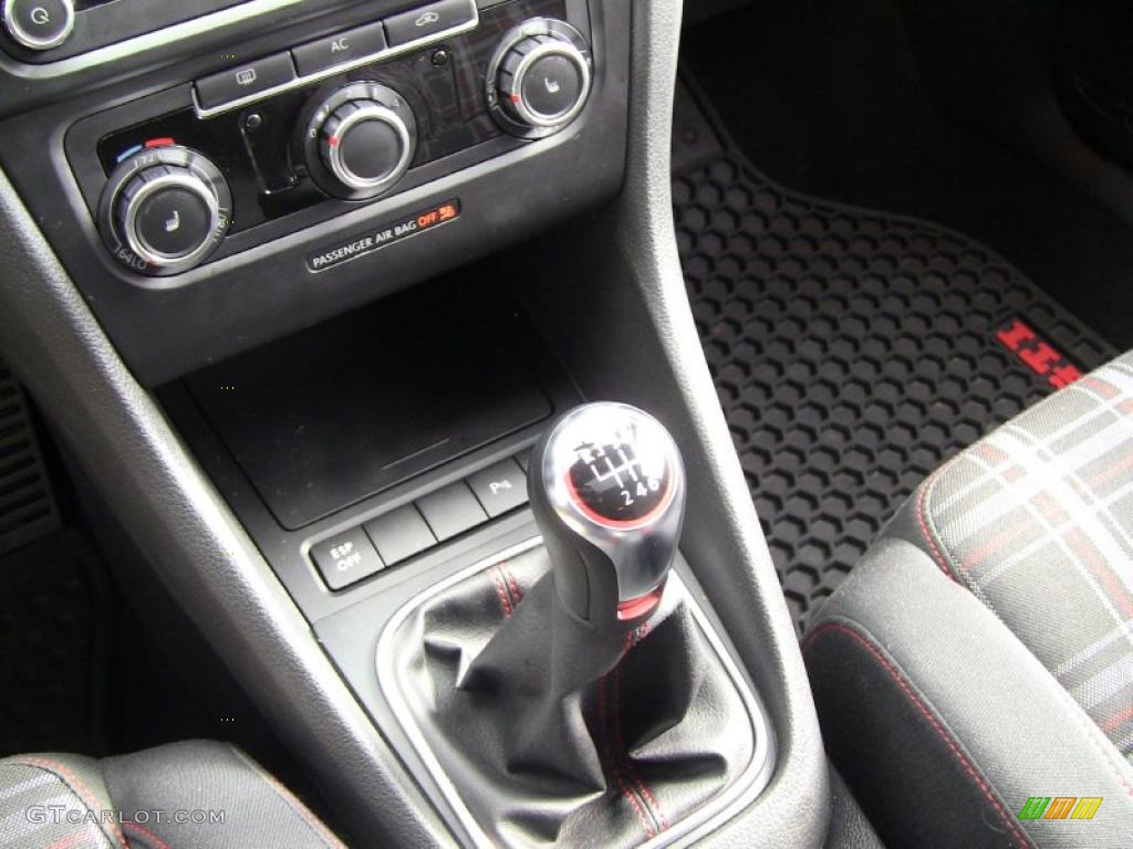 2010 Volkswagen GTI 4 Door 6 Speed Manual Transmission Photo #46148040