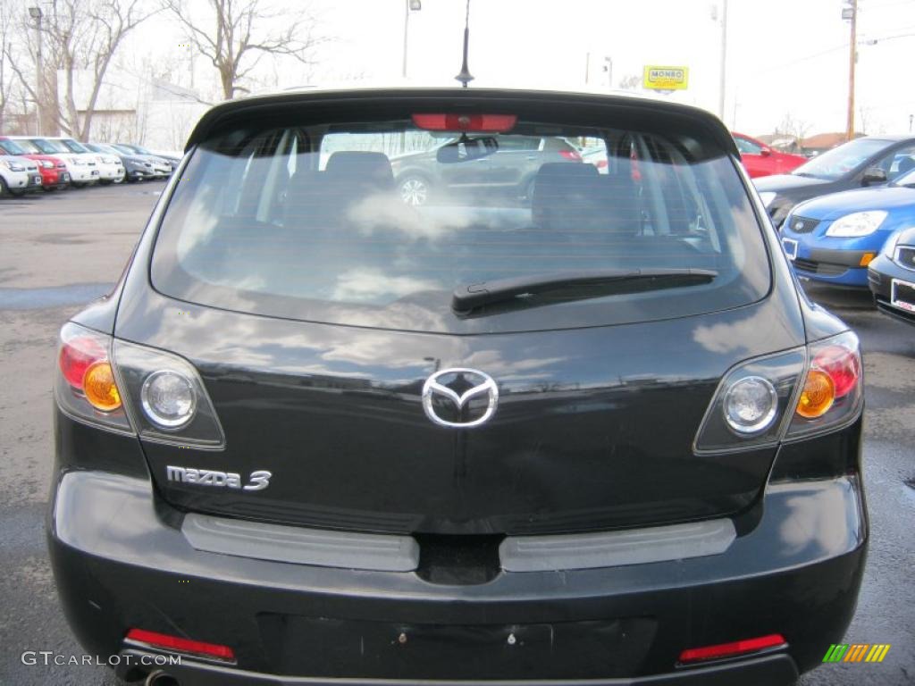 2005 MAZDA3 s Hatchback - Black Mica / Black/Red photo #9