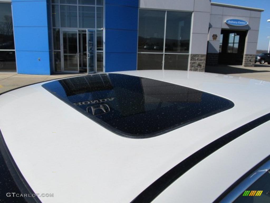 2003 Accord EX V6 Sedan - Taffeta White / Ivory photo #11
