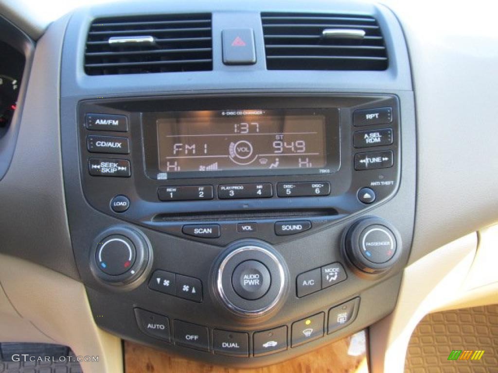 2003 Accord EX V6 Sedan - Taffeta White / Ivory photo #17
