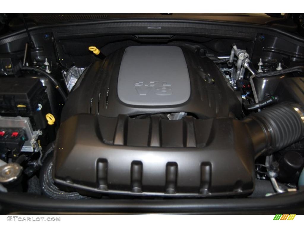 2011 Jeep Grand Cherokee Limited 5.7 Liter HEMI MDS OHV 16-Valve VVT V8 Engine Photo #46150504