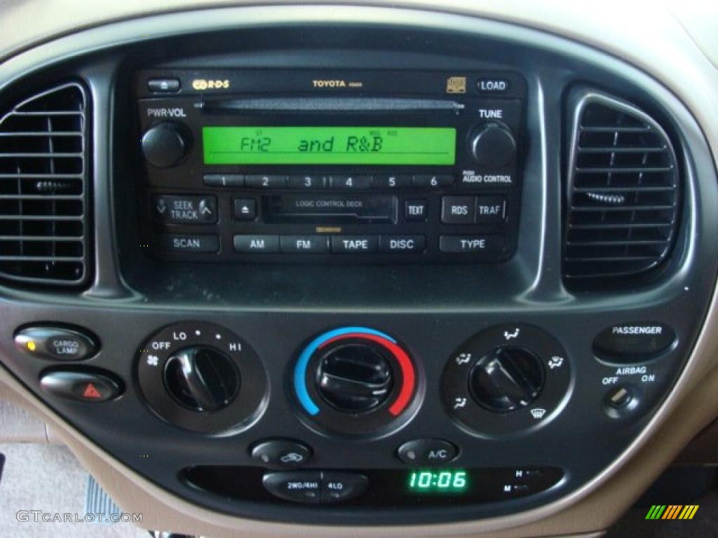 2004 Toyota Tundra SR5 Access Cab 4x4 Controls Photo #46150507