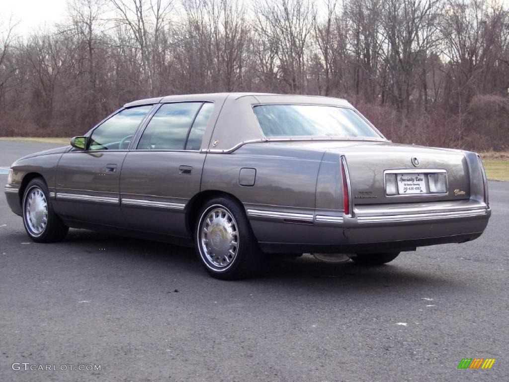 1999 DeVille Sedan - Moonstone / Neutral Shale photo #8