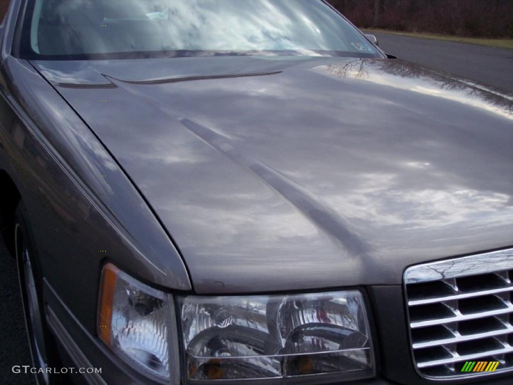 1999 DeVille Sedan - Moonstone / Neutral Shale photo #17
