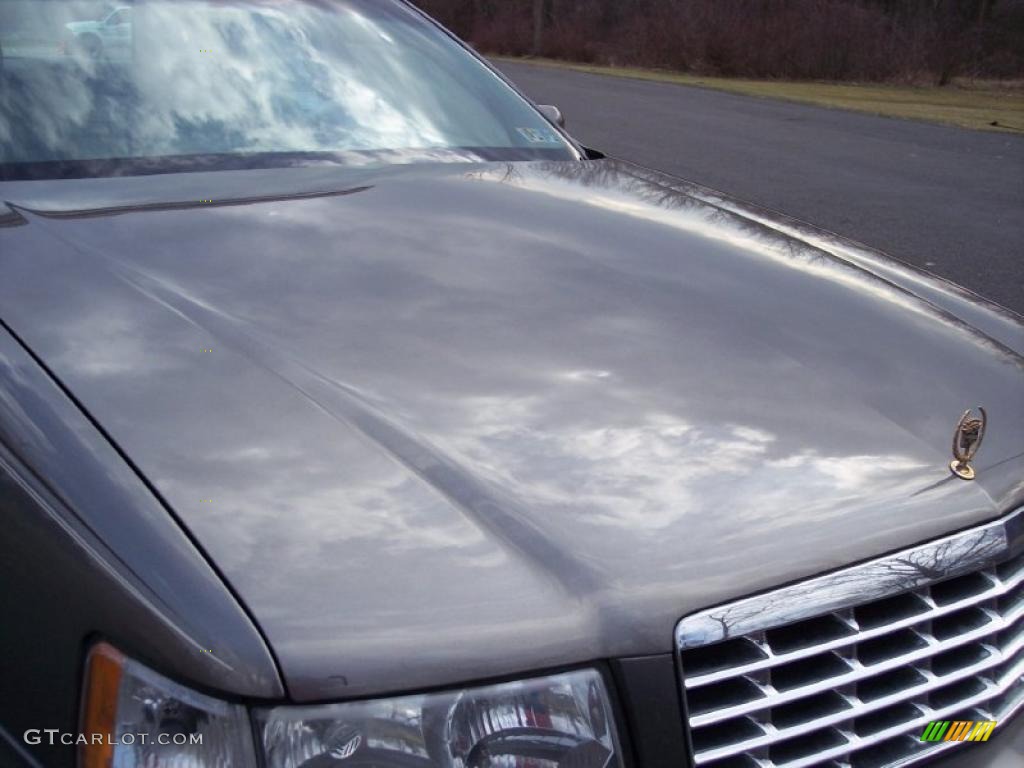 1999 DeVille Sedan - Moonstone / Neutral Shale photo #19