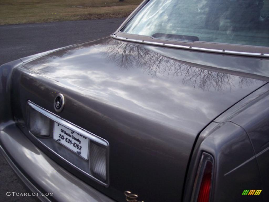 1999 DeVille Sedan - Moonstone / Neutral Shale photo #24
