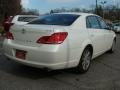 Blizzard White Pearl - Avalon Limited Photo No. 7