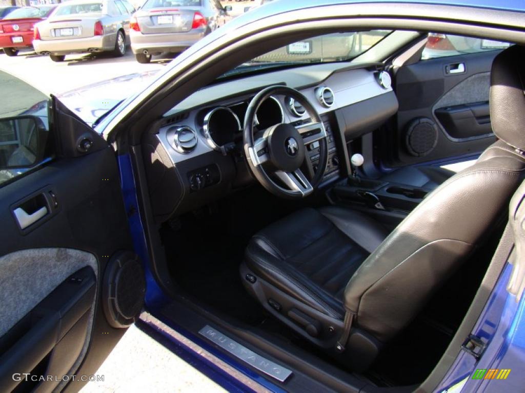 2005 Mustang GT Premium Coupe - Sonic Blue Metallic / Dark Charcoal photo #9