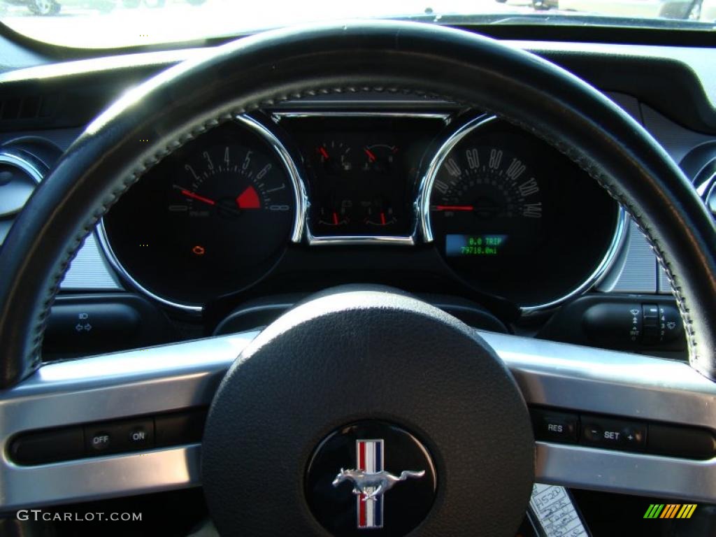 2005 Mustang GT Premium Coupe - Sonic Blue Metallic / Dark Charcoal photo #19
