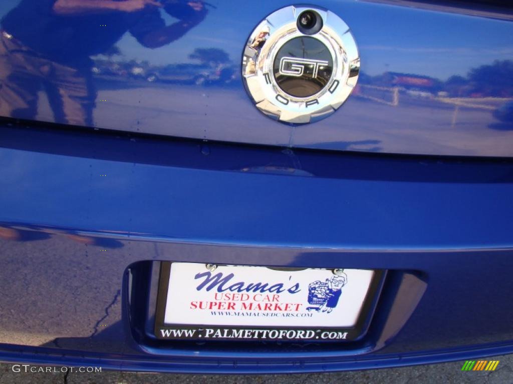2005 Mustang GT Premium Coupe - Sonic Blue Metallic / Dark Charcoal photo #32