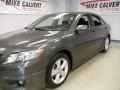 Magnetic Gray Metallic - Camry SE Photo No. 6
