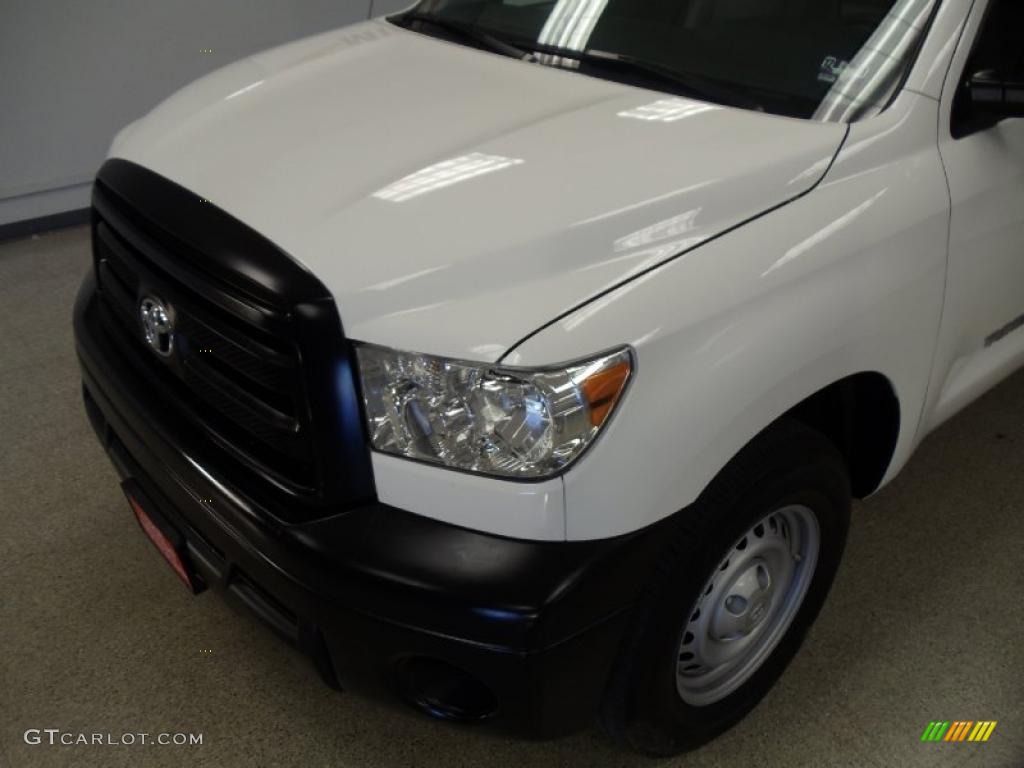 2010 Tundra Double Cab - Super White / Graphite Gray photo #5