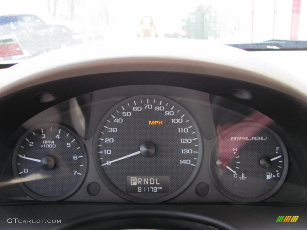 2005 Malibu Sedan - Light Driftwood Metallic / Neutral Beige photo #8