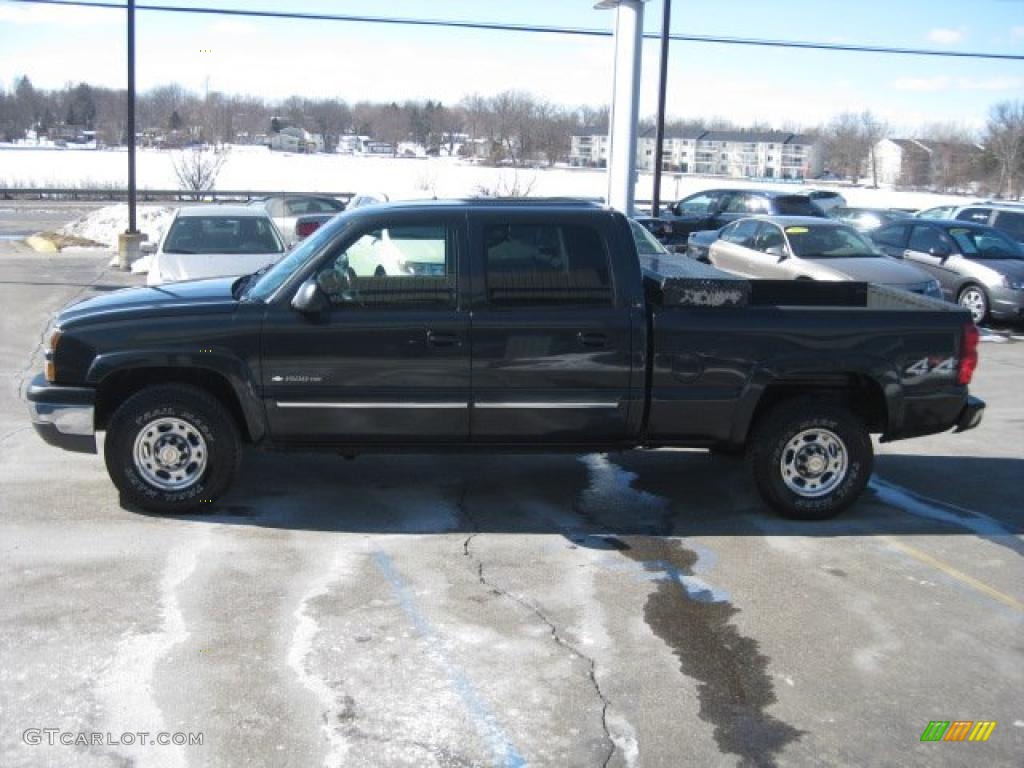 2003 Silverado 1500 LS Crew Cab 4x4 - Dark Gray Metallic / Medium Gray photo #5