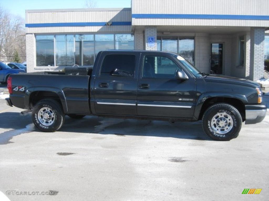 2003 Silverado 1500 LS Crew Cab 4x4 - Dark Gray Metallic / Medium Gray photo #6