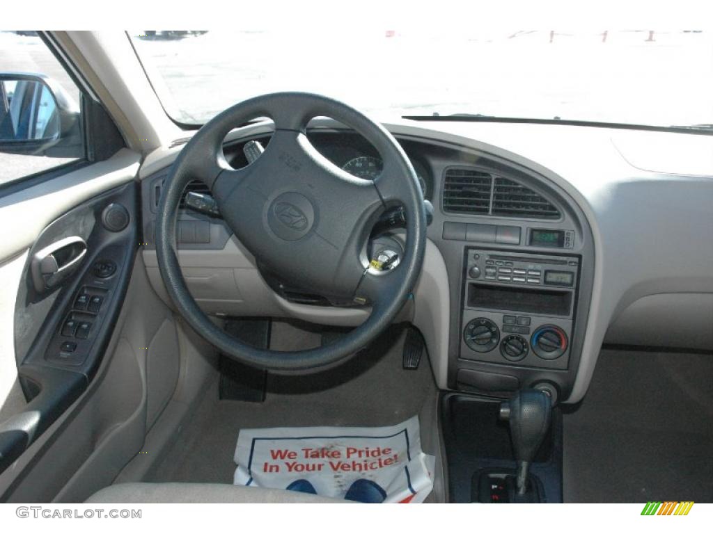 2002 Elantra GLS Sedan - Nordic White / Beige photo #8