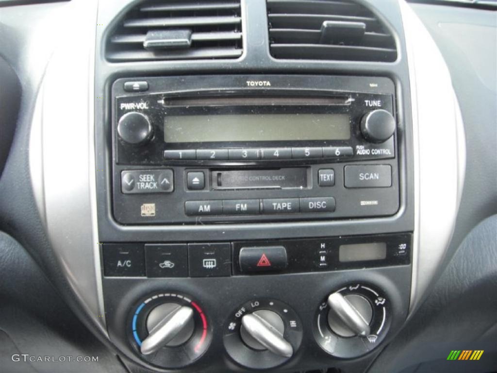 2004 RAV4  - Titanium Metallic / Dark Charcoal photo #13