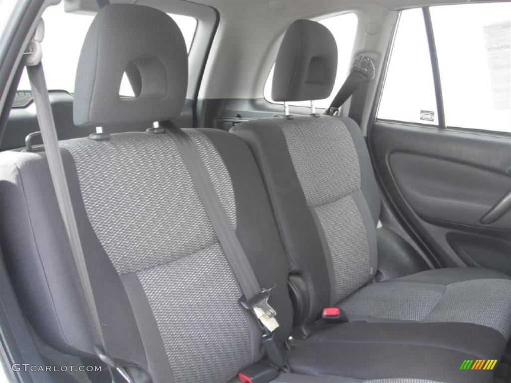 2004 RAV4  - Titanium Metallic / Dark Charcoal photo #27