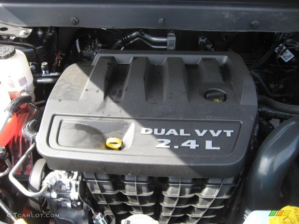 2011 Dodge Journey Express 2.4 Liter DOHC 16-Valve Dual VVT 4 Cylinder Engine Photo #46161621