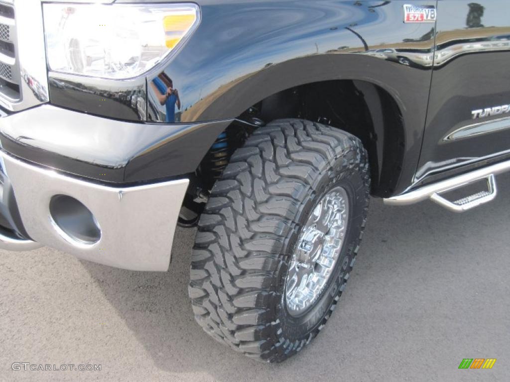 2011 Tundra SR5 CrewMax 4x4 - Black / Sand Beige photo #17