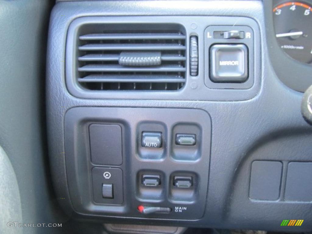 2000 Honda CR-V EX 4WD Controls Photo #46163154