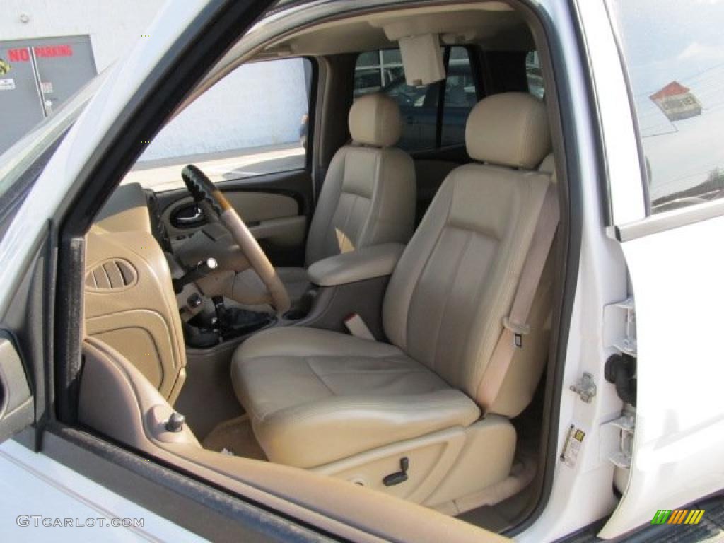 Cashmere Interior 2005 Buick Rainier CXL AWD Photo #46166644