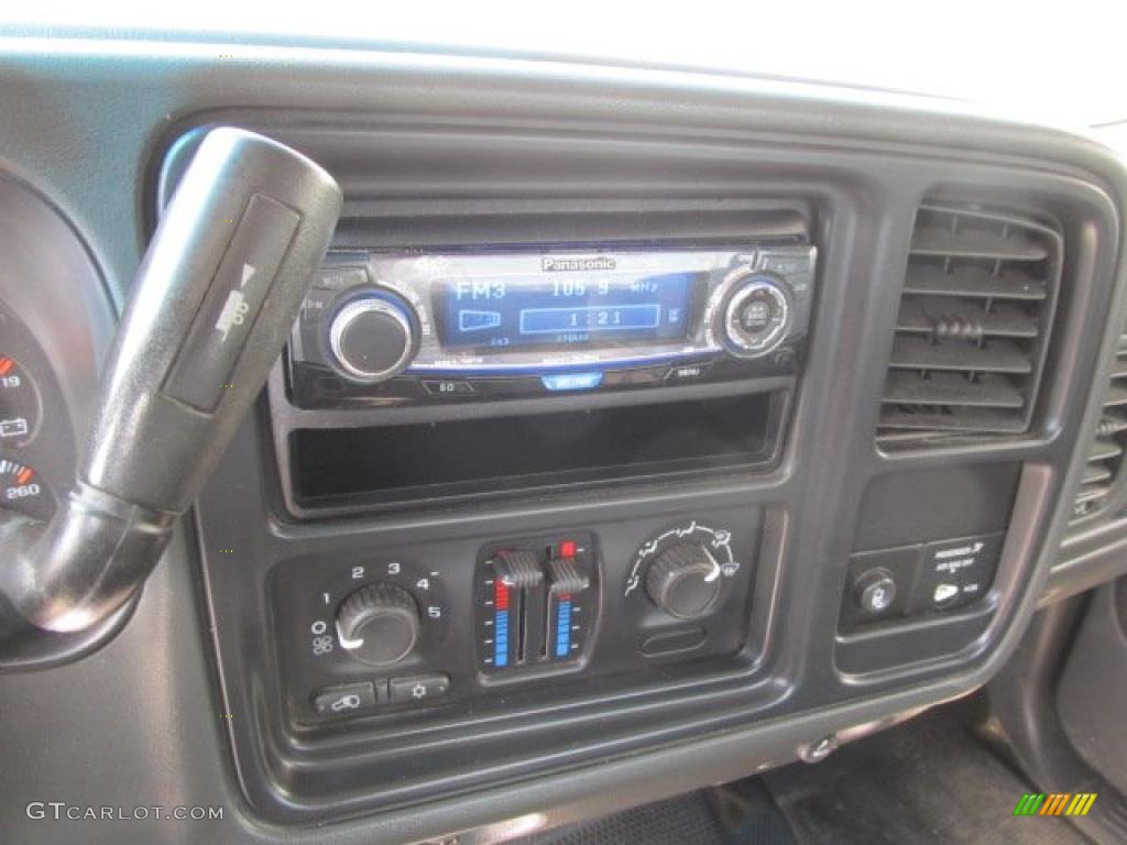 2007 Sierra 2500HD Classic SLE Extended Cab 4x4 - Summit White / Dark Charcoal photo #16