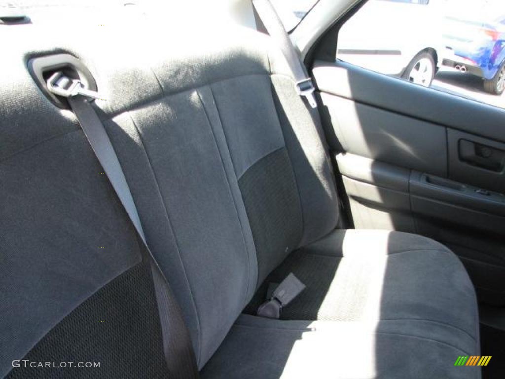 2004 Taurus SE Sedan - Black / Medium Graphite photo #19