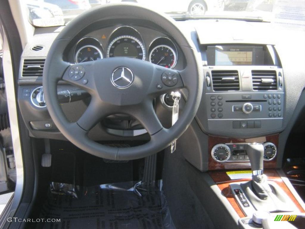 2011 Mercedes-Benz C 300 Luxury Black Dashboard Photo #46169288