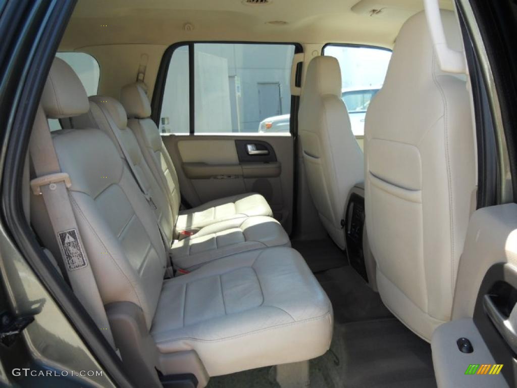 Medium Parchment Interior 2003 Ford Expedition XLT Photo #46169726