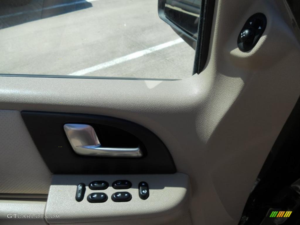 2003 Expedition XLT - Estate Green Metallic / Medium Parchment photo #26