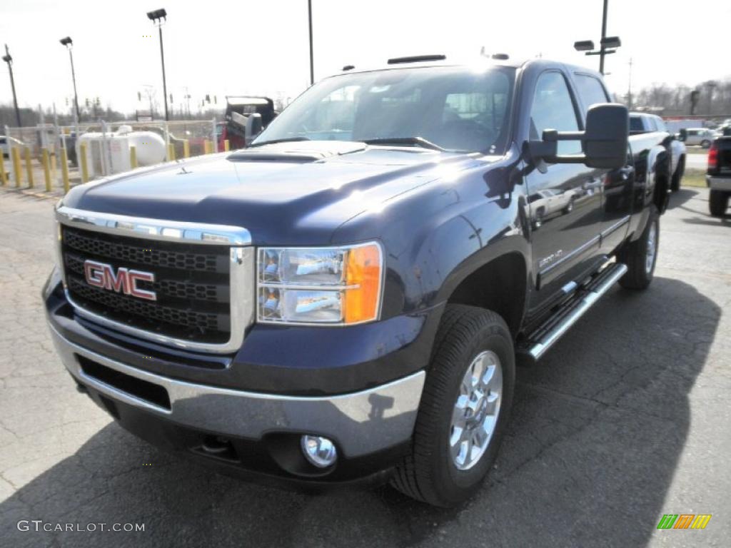 2011 Sierra 2500HD SLE Crew Cab 4x4 - Midnight Blue Metallic / Ebony photo #3