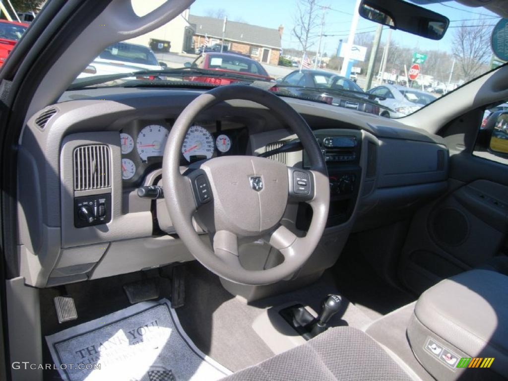 2004 Ram 1500 SLT Quad Cab 4x4 - Light Almond Pearl / Taupe photo #23