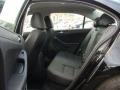 Black - Jetta SE Sedan Photo No. 4