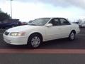 Super White - Camry LE Photo No. 18