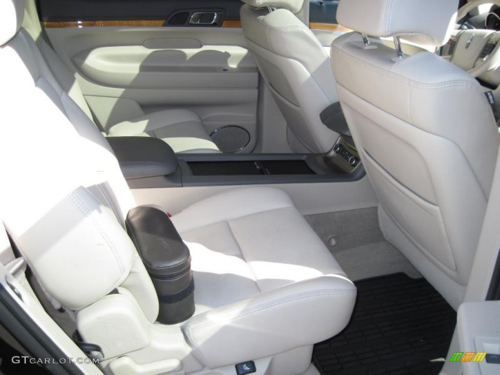 Light Stone Interior 2010 Lincoln MKT AWD EcoBoost Photo #46174022