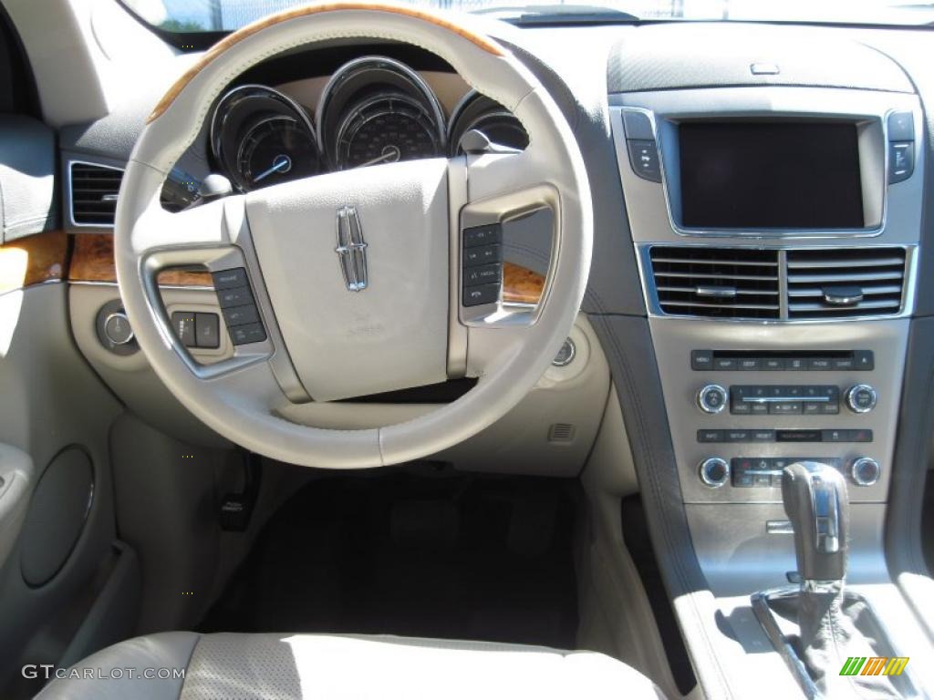 2010 Lincoln MKT AWD EcoBoost Light Stone Dashboard Photo #46174028