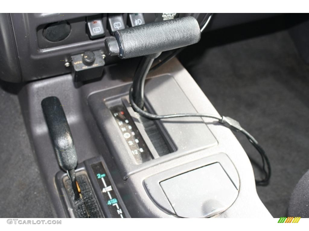 2001 Jeep Cherokee Sport 4x4 4 Speed Automatic Transmission Photo #46175217