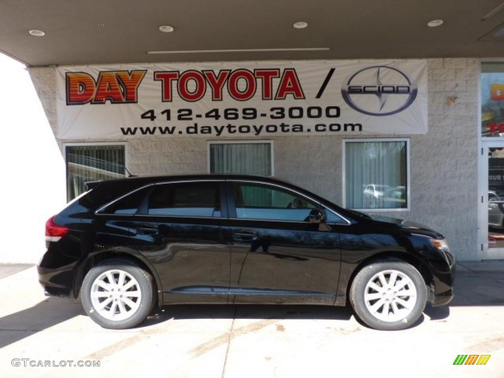 2011 Venza I4 AWD - Black / Ivory photo #1