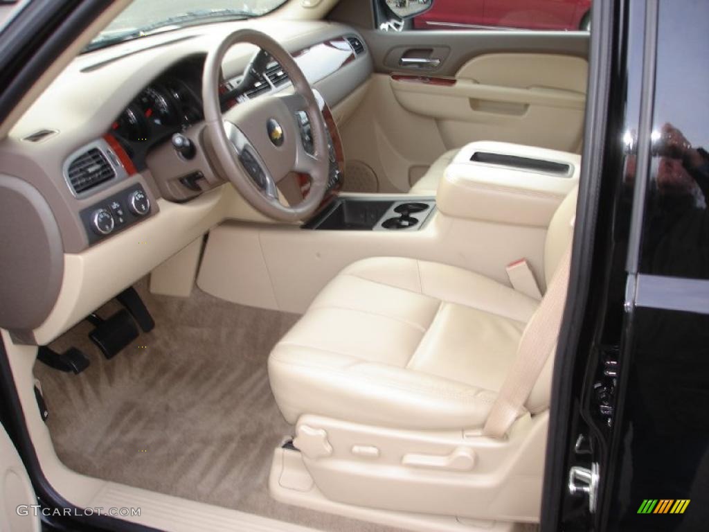 Light Cashmere/Dark Cashmere Interior 2011 Chevrolet Suburban LT 4x4 Photo #46176810