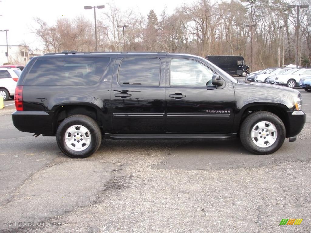 2010 Suburban LT 4x4 - Black / Light Titanium/Dark Titanium photo #7