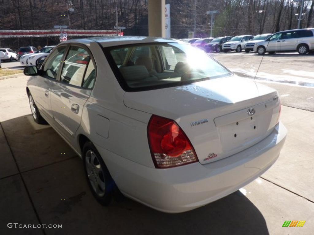2004 Elantra GLS Sedan - Nordic White / Beige photo #4